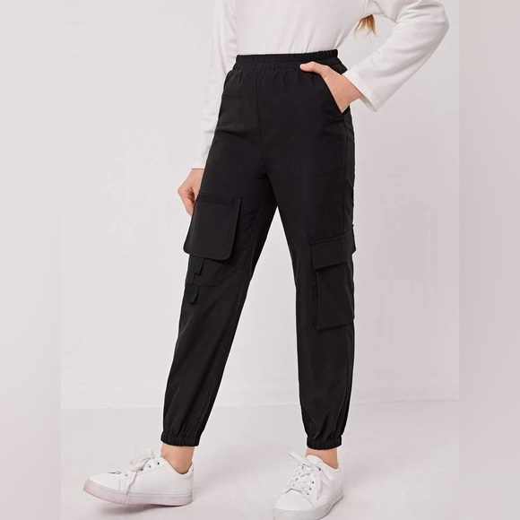 SHEIN- Girls Cargo Pants - Picture 1 of 3